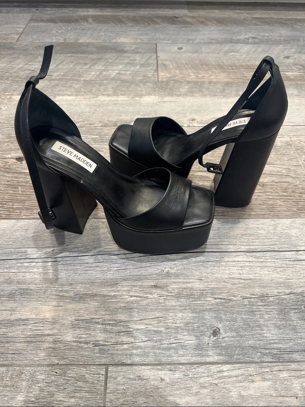 Steve Madden Black Leather Platform Block Heels